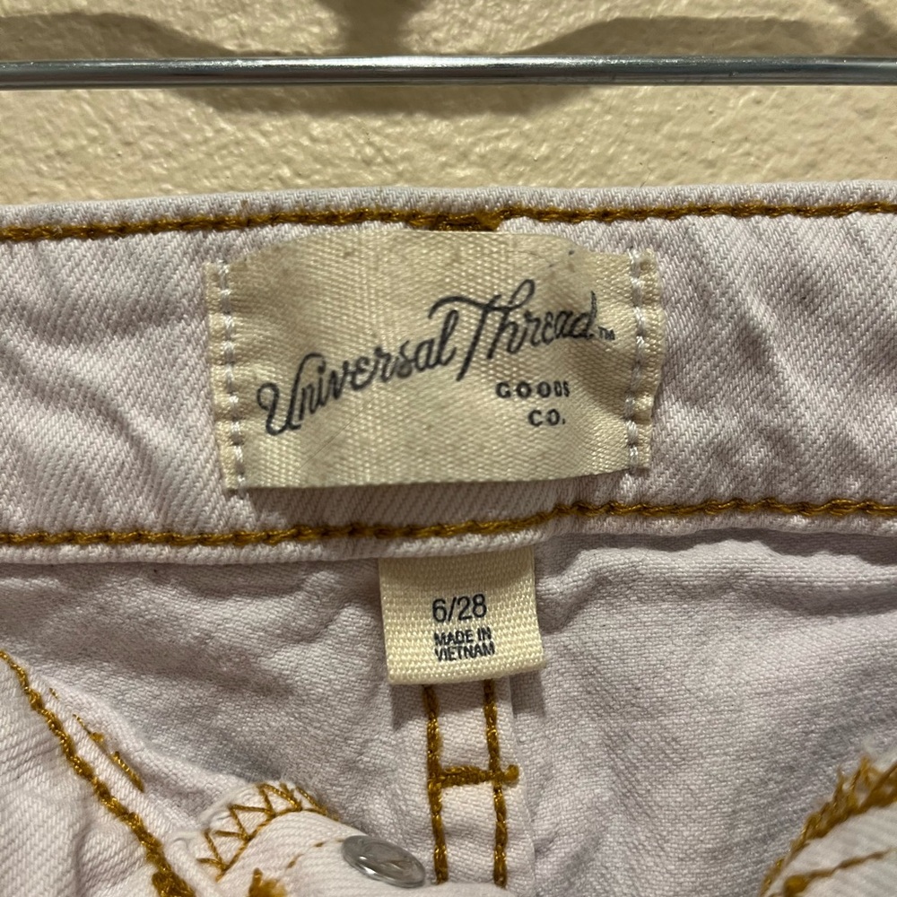 Universal Thread White High-Rise Cuffed Denim Sho… - image 3